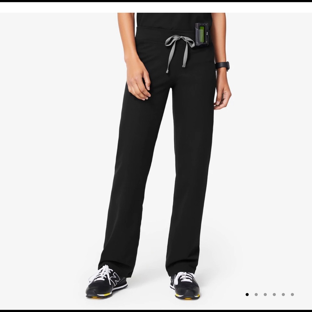 Figs Women's Black Straight Leg Pants
